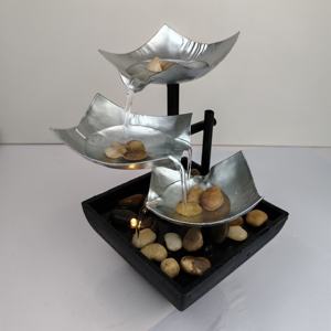 Fonte de Mesa Automática Moderna de 3 Níveis com Lâmpada, Relaxamento Interno, Interruptor de Energia, Bacia Extra Profunda, Sombrinha de Metal, Fonte Elétrica - Product Image 4