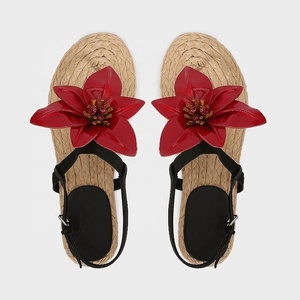 Pisos informales para mujer, nuevo estilo de verano, vacaciones versátiles, hebilla de una palabra, flor romana, tendencia de moda de <span class=keywords><strong>pescador</strong></span> al aire libre - Product Image 4
