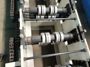 เครื่องขึ้นรูปชั้นวางของอัตโนมัติแบบตั้งตรงพร้อมระบบเจาะไฮดรอลิกสำหรับการจัดเก็บในคลังสินค้า - Product Image 6