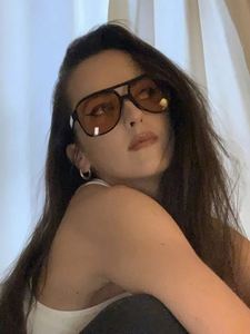 Lunettes de soleil vintage surdimensionnées pour femmes, monture large rétro, verres carrés noirs et jaunes, Oculos De Sol - Product Image 2