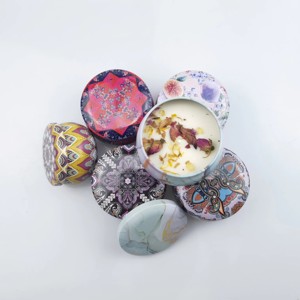 Vente en gros de pots à bougies à motifs de 2 oz et 4 oz avec couvercles, dans des contenants en métal, pour la fragrance d'intérieur - Product Image 2