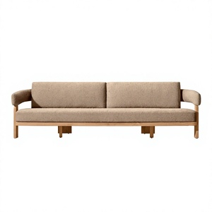 Canapé d'extérieur en teck à lattes verticales de style méditerranéen, design translucide et aérien, pour projets de villas - Product Image 2