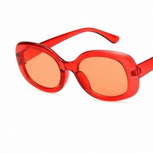 Gafas de Sol Ovaladas con Marco Negro Retro Clásicas para Mujer, Gafas de Sol Redondas Gruesas con Protección UV400 para Hombre, Venta al Por Mayor - Product Image 6