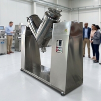 Mélangeur de poudres d'épices et d'assaisonnements à bon prix, machine de mélange de type V avec sécheur sous vide et mélangeur-broyeur