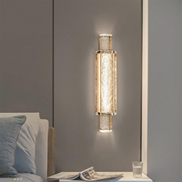 Applique Murale LED Métallique Luxe Léger, Abat-jour en Tissu Blanc Chaud Moderne, Durée de Vie 50000 Heures, Décoration Intérieure Salon Hôtel, Garantie 2 Ans