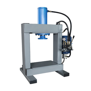 مكبس هيدروليكي كهربائي صغير بقوة 30 طن وجهد 380 فولت / مكبس تشكيل هيكلي من النوع الجسري - Product Image 1