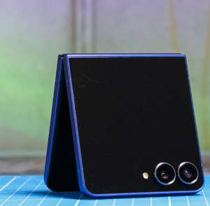 Téléphone portable pliable Android d'occasion 128 Go 1 SIM pour Samsung Z Flip7 – Téléphones portables originaux Samsung Z Flip7 - Product Image 1