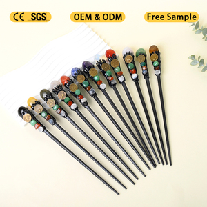 Fermacapelli Artigianale Fai-da-Te con Pietre Curative in Cristallo, Bacchetta Magica dei Dodici Segni Zodiacali - Product Image 1