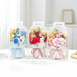 Innovador Ramo de Flores Inmortales Tejidas a Mano con Lana, Rosas y Tulipanes para el Día de San Valentín Qixi 2026 - Product Image 3
