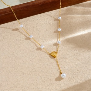 Pearl Clavicle Chain Gold Plated Stainless Steel Y Shaped Scallop Pendant Necklace Daily Party Jewelry - Product Image 2