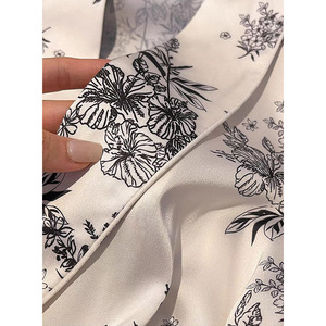 Luxury Oriental Style Silky Pajamas for Women Floral Loungewear with Lace Trim Black &amp; White <strong>Thermal</strong> <strong>Pyjamas</strong> for Summer &amp; Spring - Product Image 5