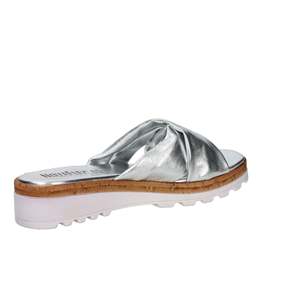 Sandali con zeppa Novaflex MonteFalco da donna, stile ciabatta bassa, colore argento - Product Image 4