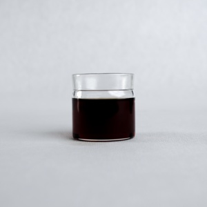 Eugénol Liquide Brut Naturel Haute Pureté Derivé de Feuille de Clou de Girofle Matière Première Indonésienne Fourniture en Vrac pour la Synthèse Chimique - Product Image 2