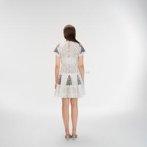 Robe florale personnalisée en coton ajouré avec broderie, manches courtes, ourlet à volants, robe d'été pour femmes - Product Image 2