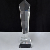 Trophée en cristal gravé en forme de pentagone MH-J0692
