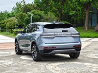 Enovate ME7 électrique d'occasion 2021, design Pininfarina, toit panoramique, caméra 360°, sièges en cuir Nappa, chauffage, ventilation, adaptatif