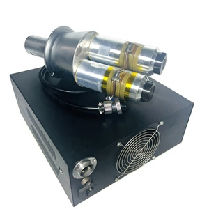 Générateur de soudage ultrasonique 4200W 15kHz et amplificateur de transducteur piézoélectrique pour l'assemblage de boîtiers de batterie PE, garantie 1 an - Product Image 3