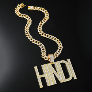 Collier chaîne cubaine épaisse style vidéo musicale, entièrement orné de cristaux étincelants, accessoire bling-bling - Product Image 5