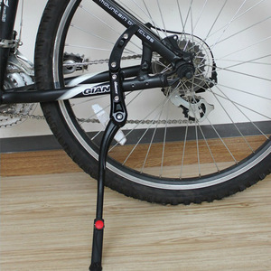 Soporte de Bicicleta JOHORSE de Aleación de Aluminio Resistente para Bicicletas de Montaña MTB, Montaje en la Barra de <span class=keywords><strong>Cadena</strong></span>, Ajustable de 46-55 cm, Tamaño Universal - Product Image 1