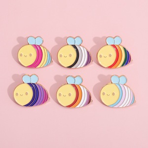 Spilla di animali carino all'ingrosso all'ingrosso distintivo in metallo in smalto dei cartoni animati spilla per l'abbigliamento - Product Image 4