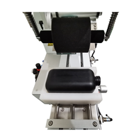 Machine d'étiquetage de surface plane semi-automatique personnalisable avec contrôle PLC - prend en charge les bouteilles et les canettes en verre et en plastique