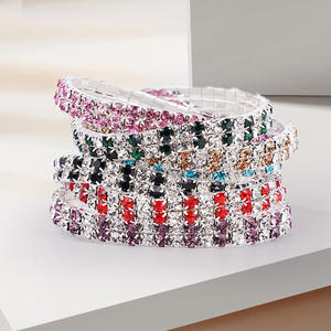 Vente en gros haut de gamme sentiment plein de diamant <span class=keywords><strong>Bracelet</strong></span> élastique pour les femmes 4 rangées de cristal <span class=keywords><strong>Bracelet</strong></span> Style mignon en alliage de Zinc - Product Image 1