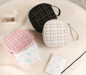 Multifunctional Plaid Tweed Cosmetic Bag Portable Outdoor Travel Makeup Organizer <b>Mini</b> <b>Lipstick</b> Storage Bag for Women Girls - Product Image 4