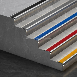 Perfil de Aluminio Anodizado Moderno Antideslizante para Borde de Escalera con Luz LED, Tira Metálica para Hotel y Hogar, Negro, Blanco, Azul, Personalizado <span class=keywords><strong>TK</strong></span> C8A005 - Product Image 2