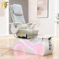 Mobilier et équipement de salon de manucure noir et or, fauteuils de pédicure électriques inclinables avec massage et spa pour les pieds, luxe, avec éclairage LED