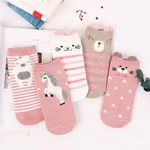 Fashion Pretty Cartoon Horse Bear Sox Patterned Ankle Socks