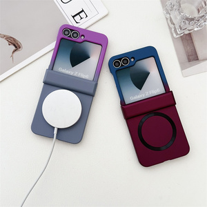 Bisagra magnética con degradado de doble color, funda dura mate de cuerpo completo para <span class=keywords><strong>Samsung</strong></span> Galaxy <span class=keywords><strong>Z</strong></span> <span class=keywords><strong>Flip</strong></span> 7 FE 6 5 4 3, funda de carga inalámbrica - Product Image 2