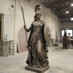 Sculpture personnalisée en résine de déesse guerrière en bronze, statue féminine classique avec lance et bouclier, résistante à la corrosion, pour décoration de jardin et de fêtes - Product Image 6