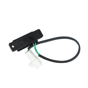 Interrupteur de déverrouillage de <span class=keywords><strong>coffre</strong></span> pour <span class=keywords><strong>Suzuki</strong></span> Swift <span class=keywords><strong>SX4</strong></span> 2005-2017 couvercle de <span class=keywords><strong>coffre</strong></span> hayon poignée poignée extérieur porte de <span class=keywords><strong>coffre</strong></span> arrière pièces d'auto ouvertes - Product Image 1