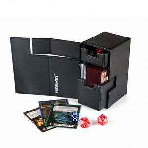 Boîte à cartes en cuir Henwei avec rangement pour dés, organiseur de jeux portable pour cartes à collectionner et jeux de société - Product Image 1