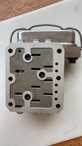วาล์วควบคุมความเร็ว TY30DK-33 สำหรับรถตักล้อยางยี่ห้อ Liugong ที่ใช้ร่วมกันได้ - Product Image 2