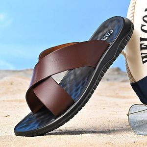 Nuovo Modello 2026 Sandali in <span class=keywords><strong>Pelle</strong></span> Scamosciata <span class=keywords><strong>Nera</strong></span> da Uomo Personalizzati all'Ingrosso Scarpe da Spiaggia Moda Casual <span class=keywords><strong>Ciabatte</strong></span> in <span class=keywords><strong>Pelle</strong></span> per Esterni - Product Image 5