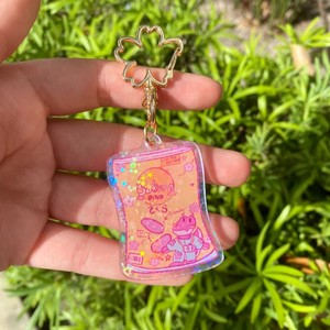 Tùy Chỉnh Nhựa Tùy Chỉnh Tăm Nổi Tiếng Anime Gương Tag Nhựa Bug Holographic Quyến Rũ Acrylic Keychain - Product Image 2