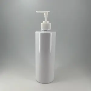 500ml yüksek kalite özel PET kozmetik konteyner plastik şampuan yuvarlak düz omuz şişe ile 28/410 24/410 losyon pompası