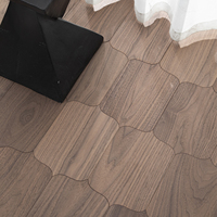 Parquet en bois d'ingénierie en noyer noir américain gris délavé, motif lanterne, brossé, pour hôtels et villas