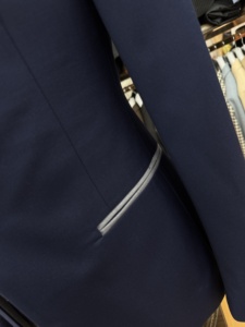 T7068 Trajes de hombre Traje de un solo pecho Solapa en pico Color sólido Slim Fit Boda Chaqueta de <span class=keywords><strong>3</strong></span> <span class=keywords><strong>piezas</strong></span> Pantalones Chaleco Ropa masculina <span class=keywords><strong>Terno</strong></span> - Product Image 3