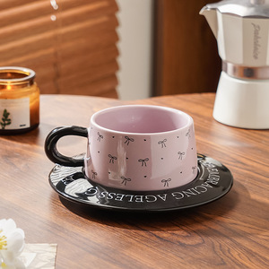 ชุดแก้วกาแฟเซรามิคสไตล์เรโทร ลายโบว์ สีม่วง พร้อมจานรองสำหรับดื่มน้ำชายามบ่าย - Product Image 2