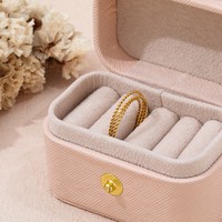 Fenny 18K Plaqué Or Corde Torsadée Permanente Trois Cercle Croix Anneau Non Ternir En Acier Inoxydable En Gros Bijoux