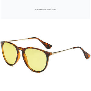 Lunettes <span class=keywords><strong>de</strong></span> <span class=keywords><strong>soleil</strong></span> photochromiques changeant <span class=keywords><strong>de</strong></span> couleur au <span class=keywords><strong>soleil</strong></span>, polarisées TAC, UV400, anti-éblouissement, vision nocturne, lunettes <span class=keywords><strong>de</strong></span> conduite, lunettes <span class=keywords><strong>de</strong></span> <span class=keywords><strong>soleil</strong></span> pour conducteur - Product Image 2