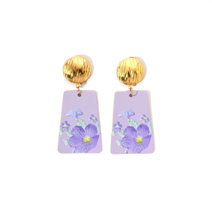Boucles d'oreilles pendantes tendance en acier inoxydable 316L plaqué or PVD, design floral violet durable et résistant - Product Image 2