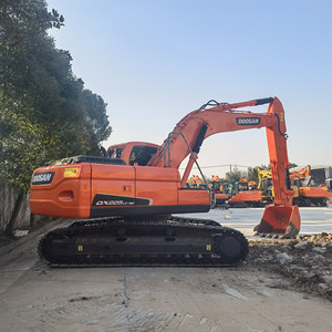 Excavadora usada DOOSAN DX225LC-9C de 25 toneladas, original, en venta. - Product Image 1