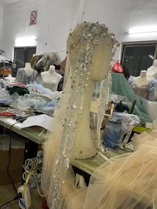 Robe de reine, coupe A, col carré, luxe, strass, cristal, manches longues, perles, robe de scène avec <span class=keywords><strong>voile</strong></span> - Product Image 6