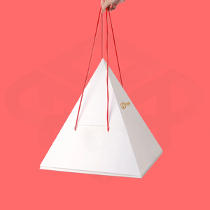 <span class=keywords><strong>Boîte</strong></span> <span class=keywords><strong>en</strong></span> papier pyramide personnalisée avec logo pour <span class=keywords><strong>gâteaux</strong></span>, desserts, aliments <span class=keywords><strong>en</strong></span> plateau, <span class=keywords><strong>boîte</strong></span> pyramide <span class=keywords><strong>en</strong></span> <span class=keywords><strong>carton</strong></span>, papier écologique - Product Image 3