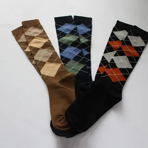 Wholesale Fashion Colorful Red Black Custom Pattern Argyle Classic Long Knee High Horse Riding Equestrian Socks