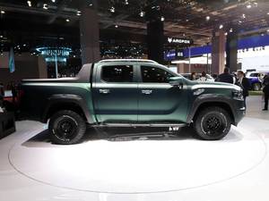 Pick-up Foton Tunland V9 à faible consommation de carburant, 2.0T 8AT <span class=keywords><strong>Diesel</strong></span>, boîte automatique, intérieur cuir, conduite à gauche, <span class=keywords><strong>hybride</strong></span> léger 48V, capacité 4x4, véhicule neuf - Product Image 6