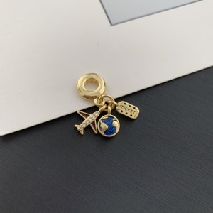 LS-C6197 Pendentif sportif très populaire pour garçon, <span class=keywords><strong>mini</strong></span> batte de baseball, pendentifs chaussures de football, accessoires de valise de voyage, bijoux en laiton - Product Image 3